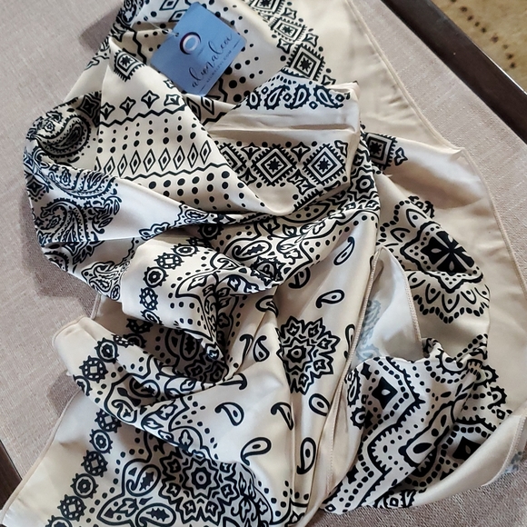 Head wrap/Scarf - Picture 4 of 7